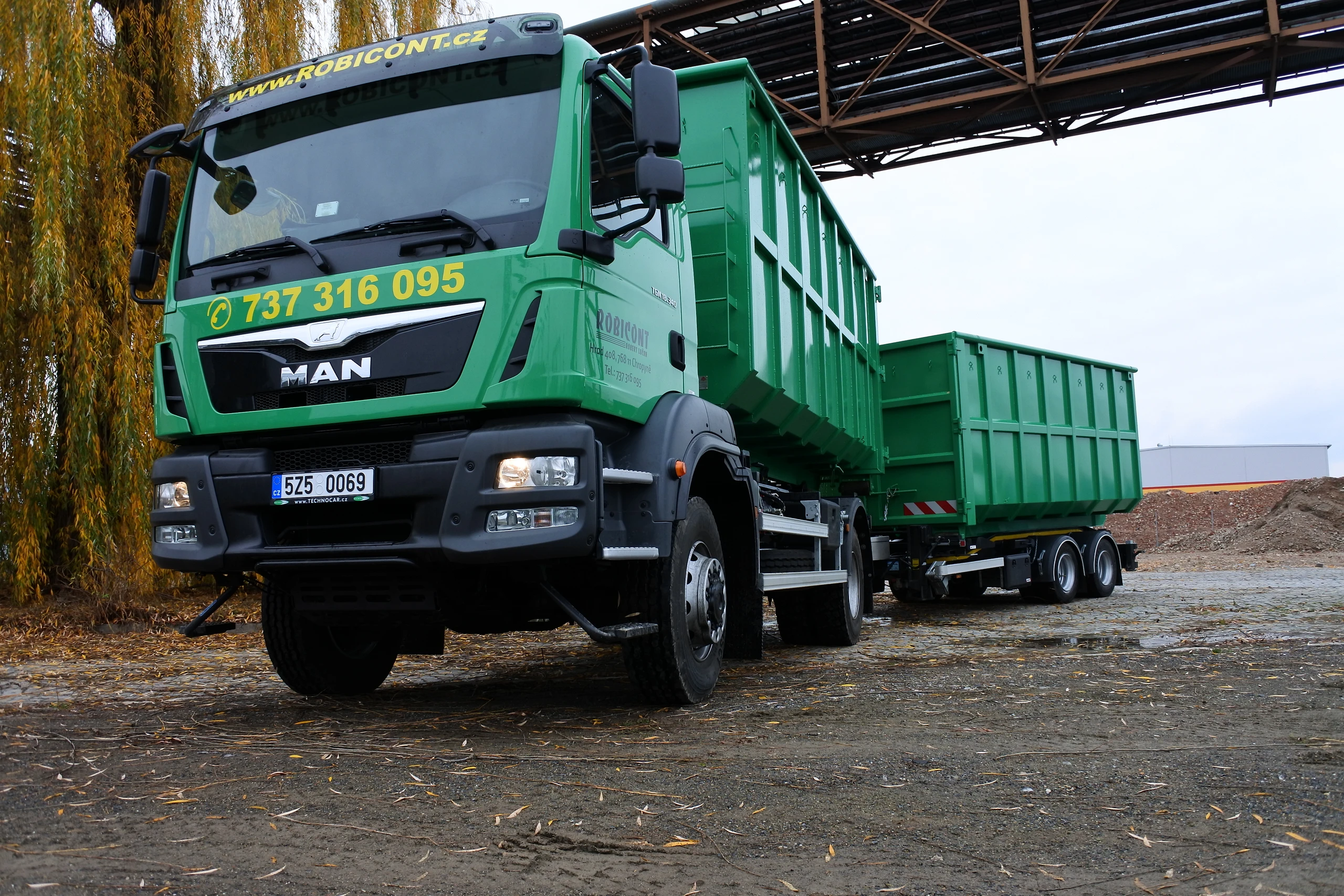 KONTEJNEROVÁ AUTODOPRAVA