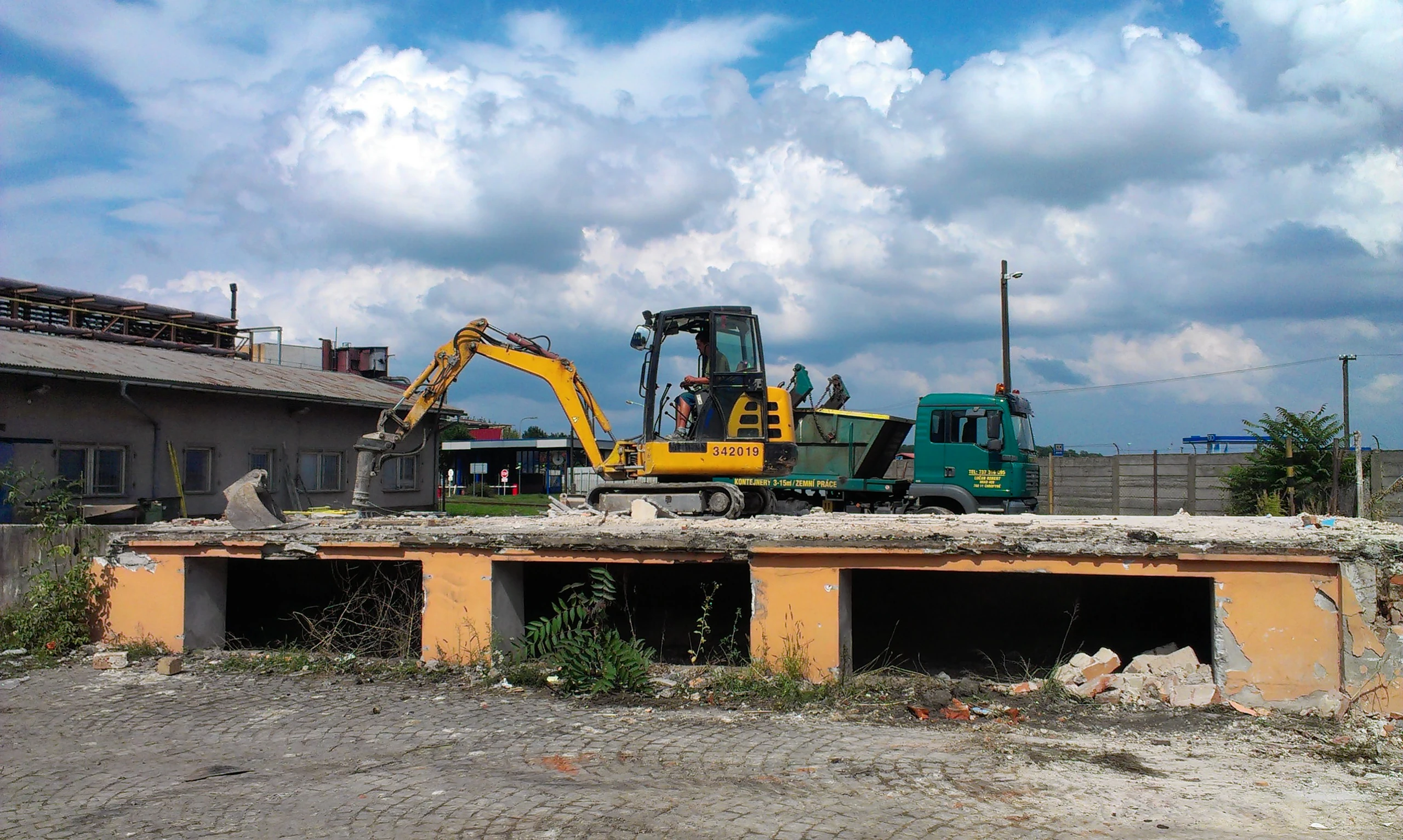 ZEMNÍ A VÝKOPOVÉ PRÁCE